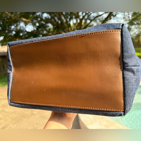 Neiman Marcus Blue Denim Tote with Brown Handles and Embroidered Brand NWOT - Picture 9 of 9